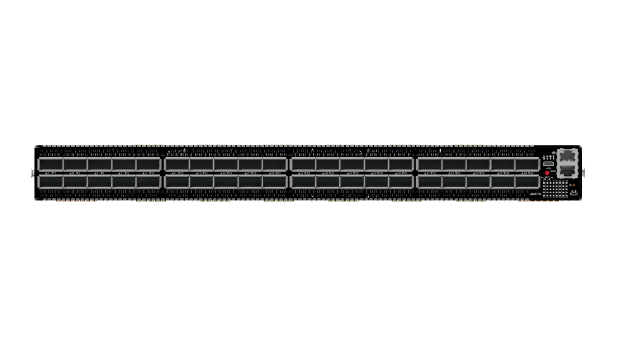 NVIDIA Quantum QM8700 InfiniBand switch önden görünüm